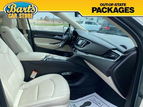 Used 2022 Buick Enclave Essence w/ Experience Buick Package image 17