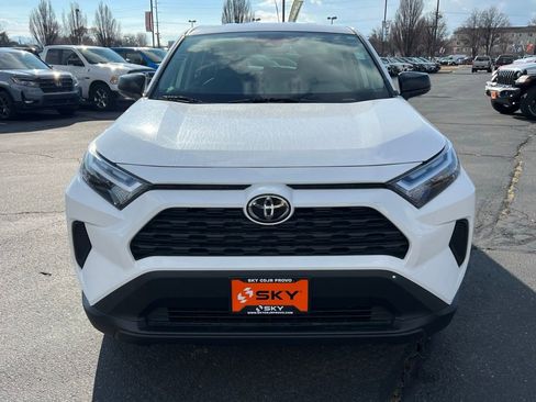 Used 2025 Toyota RAV4 LE image 5