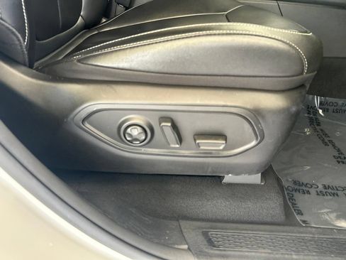 Used 2024 Jeep Grand Cherokee Limited 4xe AWD/4WD image 29
