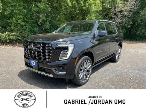 New 2026 GMC Yukon Denali Ultimate AWD/4WD image 1