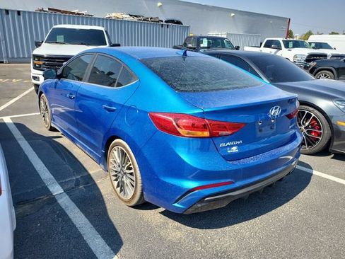 Used 2018 Hyundai Elantra Sport FWD image 4