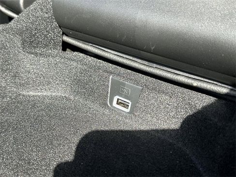 Used 2025 RAM 1500 Laramie image 40