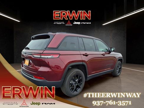 Certified 2024 Jeep Grand Cherokee Altitude AWD/4WD image 7