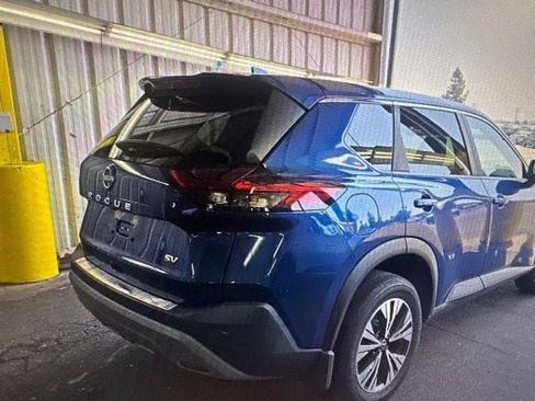 Certified 2023 Nissan Rogue SV FWD image 7