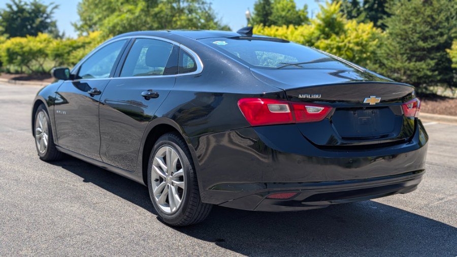 Used 2018 Chevrolet Malibu Hybrid w/ Driver Confidence Package FWD image 6