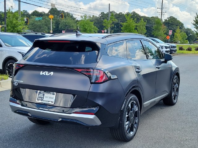 New 2026 Kia Sportage SX FWD image 4