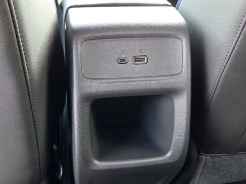 Certified 2025 Buick Envista Sport Touring w/ Convenience I Package FWD image 16