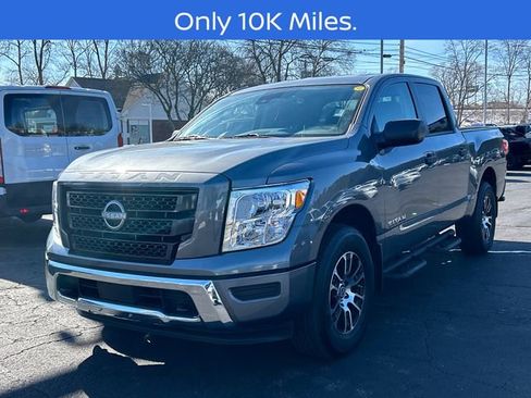 Certified 2024 Nissan Titan SV w/ Accessory Utility Package AWD/4WD image 5