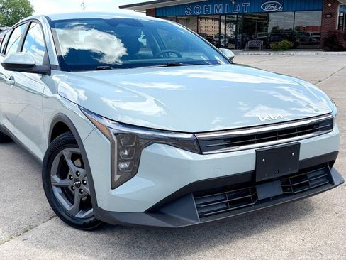 Used 2025 Kia K4 FWD image 8