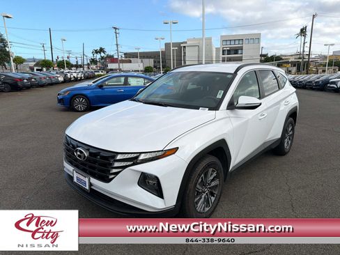 Used 2023 Hyundai Tucson Blue image 1