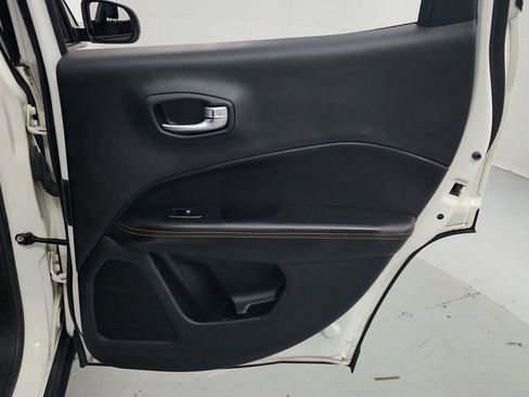 Used 2019 Jeep Compass Limited AWD/4WD image 26