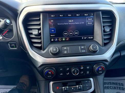 Used 2020 GMC Acadia SLE w/ Driver Convenience Package image 17