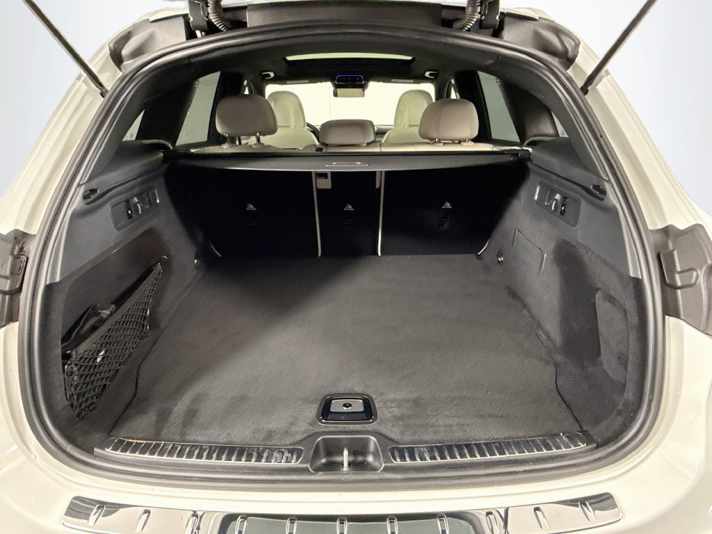 Certified 2026 Mercedes-Benz GLC 300 image 28
