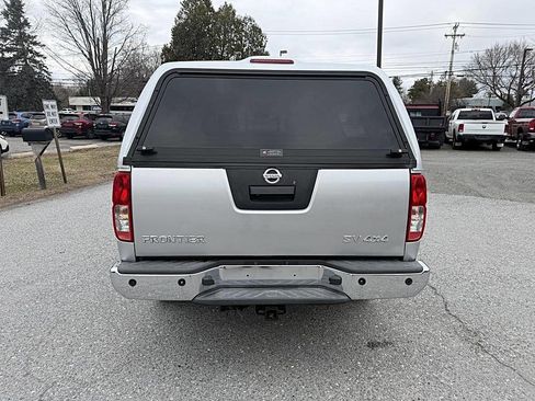 Used 2013 Nissan Frontier SV w/ SV Value Truck Pkg image 4