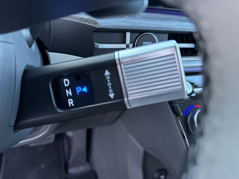 Certified 2025 Hyundai Santa Fe Calligraphy image 37