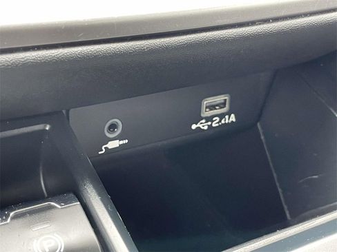 Used 2024 Subaru Legacy image 29