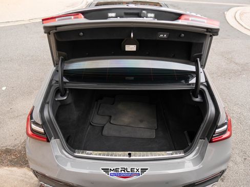 Used 2022 BMW 750i xDrive xDrive M SPORT LINE w/ Executive Package image 51