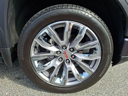 Certified 2025 GMC Sierra 1500 Denali w/ Denali Reserve Package AWD/4WD image 8