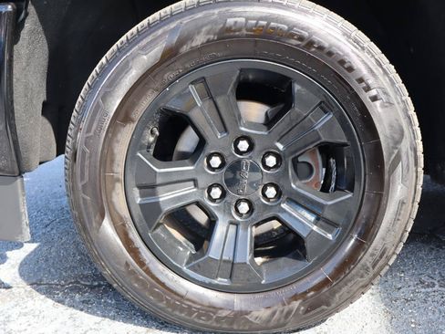 Used 2018 GMC Sierra 1500 SLT w/ All Terrain X Package AWD/4WD image 26