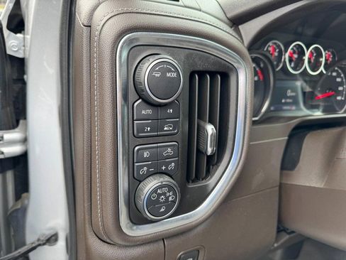 Used 2021 Chevrolet Silverado 1500 LT w/ Max Trailering Package AWD/4WD image 16
