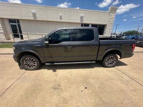 Used 2018 Ford F150 XLT w/ Equipment Group 302A Luxury RWD image 10