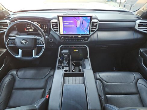 Used 2023 Toyota Tundra Platinum image 17