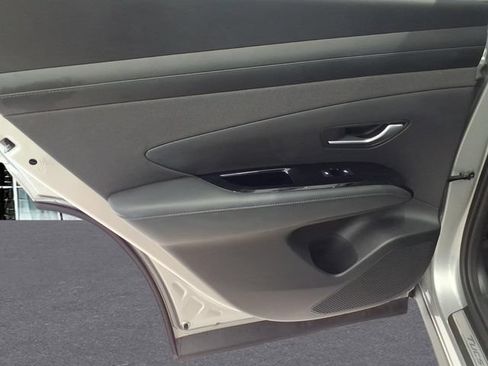 Certified 2025 Hyundai Tucson Limited AWD/4WD image 14