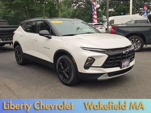 Used 2023 Chevrolet Blazer LT w/ Convenience Package AWD/4WD image 9