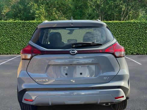 Used 2023 Nissan Kicks SV image 8