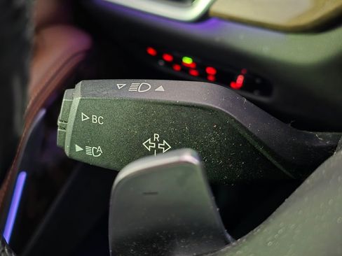 Used 2021 BMW X5 xDrive40i w/ M Sport Package image 19