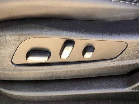 New 2025 Cadillac XT5 Premium Luxury image 22