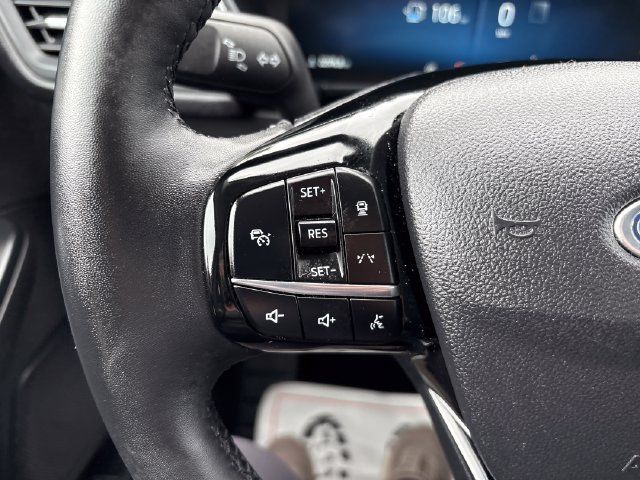 Used 2025 Ford Escape Platinum AWD/4WD image 11