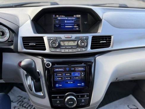 Used 2016 Honda Odyssey EX-L image 21