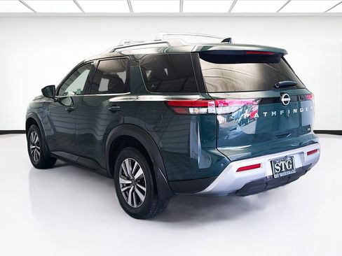 Used 2022 Nissan Pathfinder SL w/ Cargo Package image 6