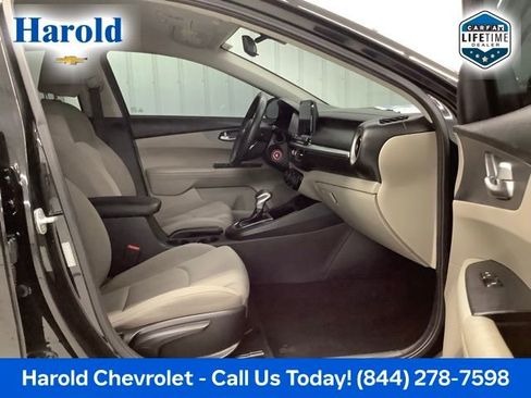 Used 2020 Kia Forte LXS image 11