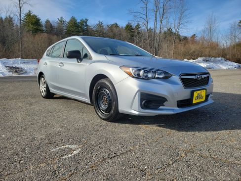 Used 2018 Subaru Impreza 2.0i image 3