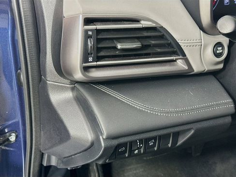 Used 2021 Subaru Outback Limited w/ Popular Package #2 image 10