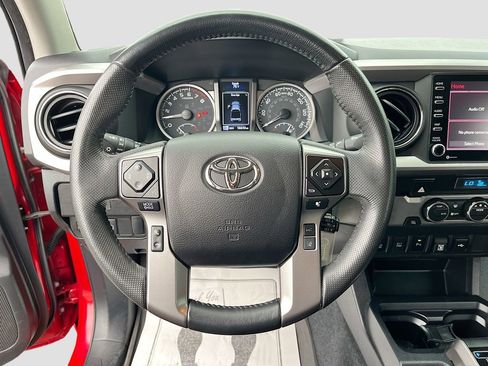 Used 2022 Toyota Tacoma SR5 image 11