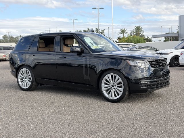 New 2026 Land Rover Range Rover Long Wheelbase SE AWD/4WD image 4