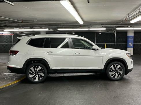 New 2026 Volkswagen Atlas SEL AWD/4WD image 42