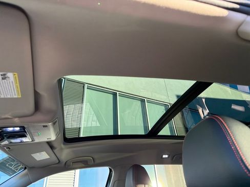 Certified 2025 Volkswagen Atlas Peak Edition SE image 23