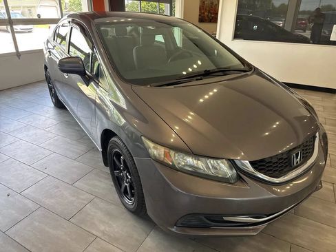 Used 2015 Honda Civic LX image 3