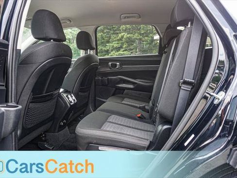 Used 2023 Kia Sorento LX FWD image 21