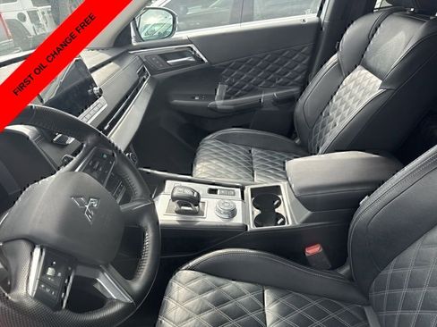 Used 2024 Mitsubishi Outlander SEL Black Edition AWD/4WD image 16