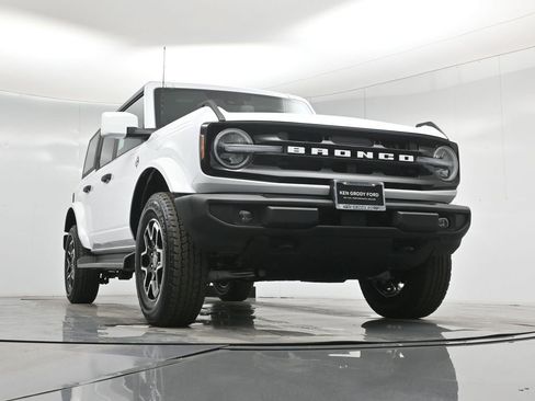 New 2026 Ford Bronco Outer Banks image 43