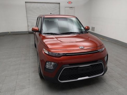 Used 2020 Kia Soul LX image 14