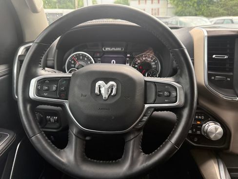 Used 2022 RAM 1500 Laramie AWD/4WD image 34