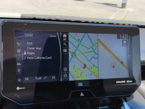 Used 2021 Toyota Venza Limited AWD/4WD image 23