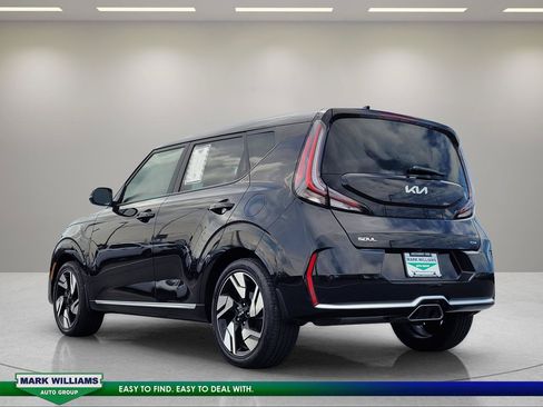 Used 2025 Kia Soul GT-Line w/ GT-Line Technology Package FWD image 6