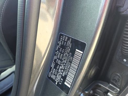 Used 2025 Hyundai Elantra SE FWD image 29